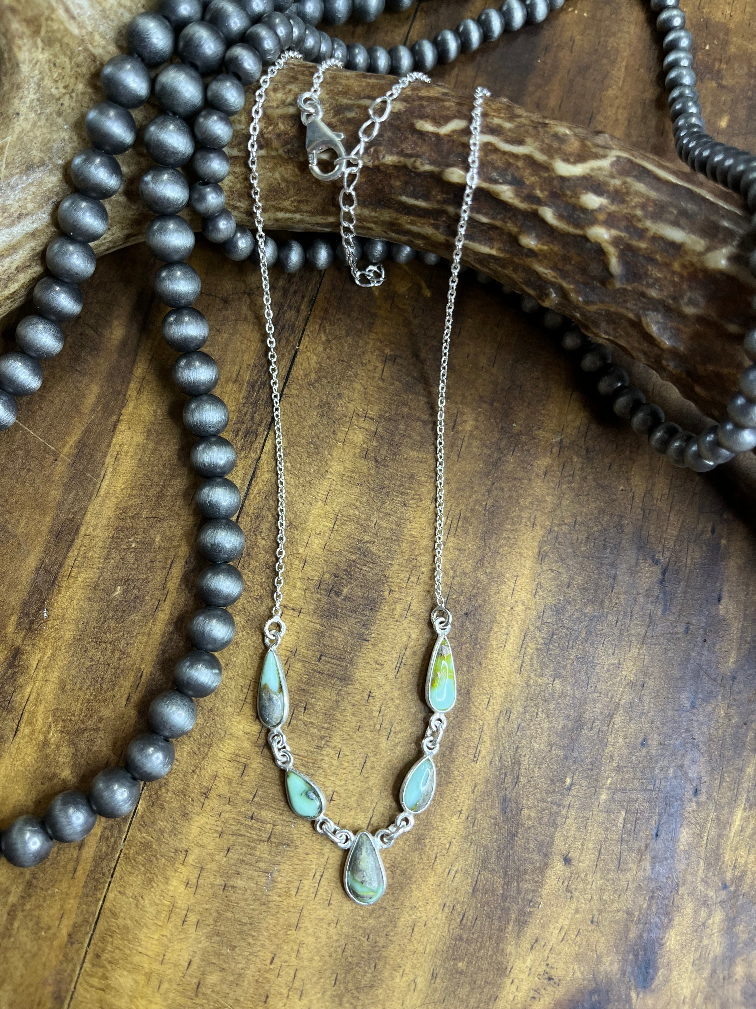 Palomino Necklace “Dainty” 18-20”