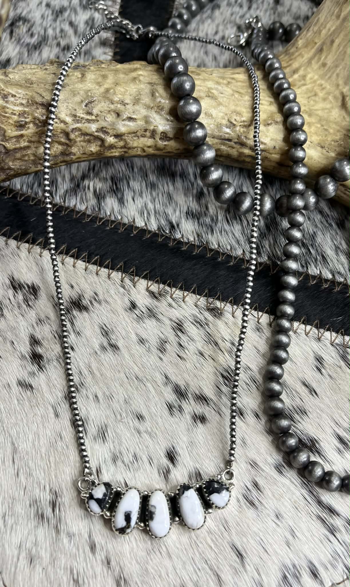 White Buffalo w/Desert Pearls Necklace